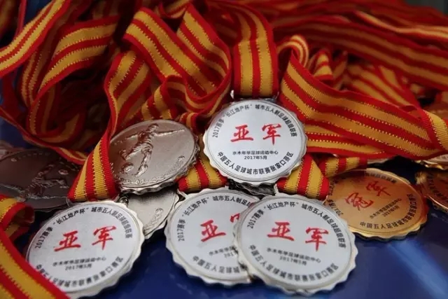 格林：科比凭努力配得上历史前十