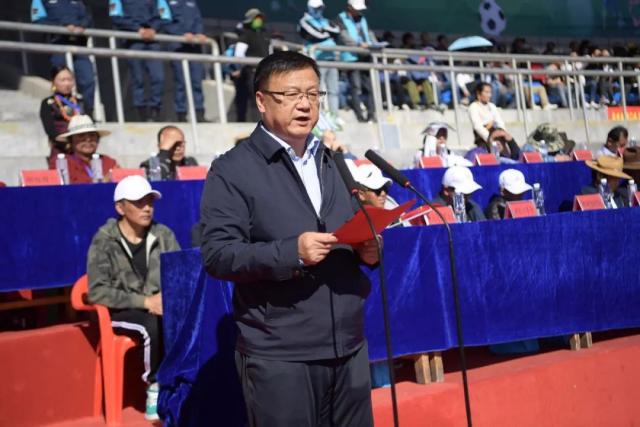 美媒：麦迪正在持续回馈篮球 埃奇库姆、小贾都参加过他的训练营